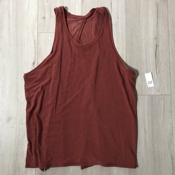 GAP Fit Open Back Tank - Picture 1 of 2